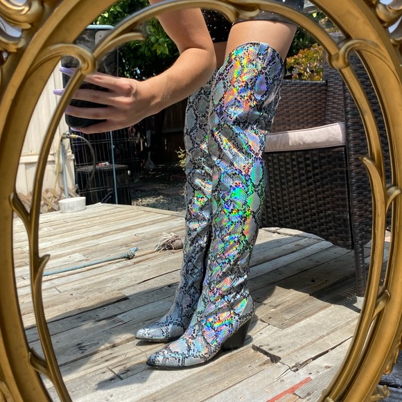 Thigh high iridescent snake print boots! - Picture 2 of 5
